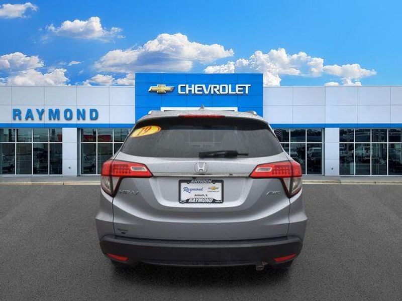 Used 2019 Honda HR-V EXImage 5