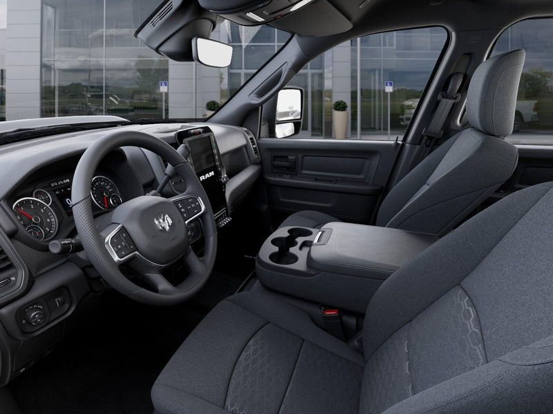 New 2026 RAM 2500 Black Express Crew Cab 4x4 6
