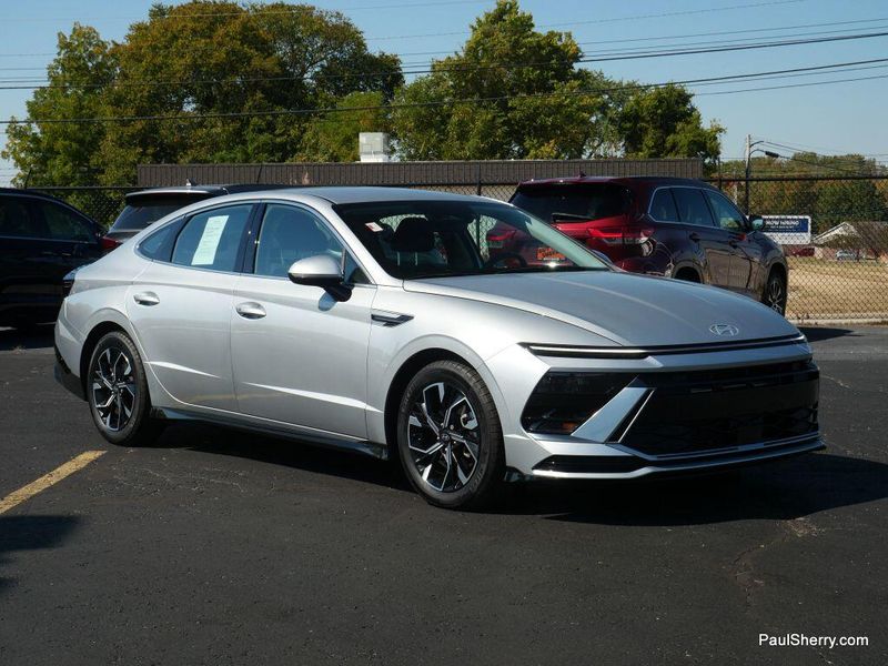 2024 Hyundai Sonata SEL photo 12
