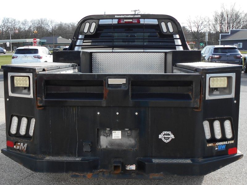 2019 RAM 3500 TradesmanImage 32