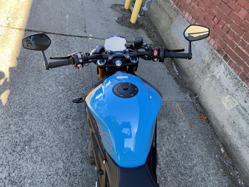 2027 Triumph SPEED TRIPLE 1200 RS
