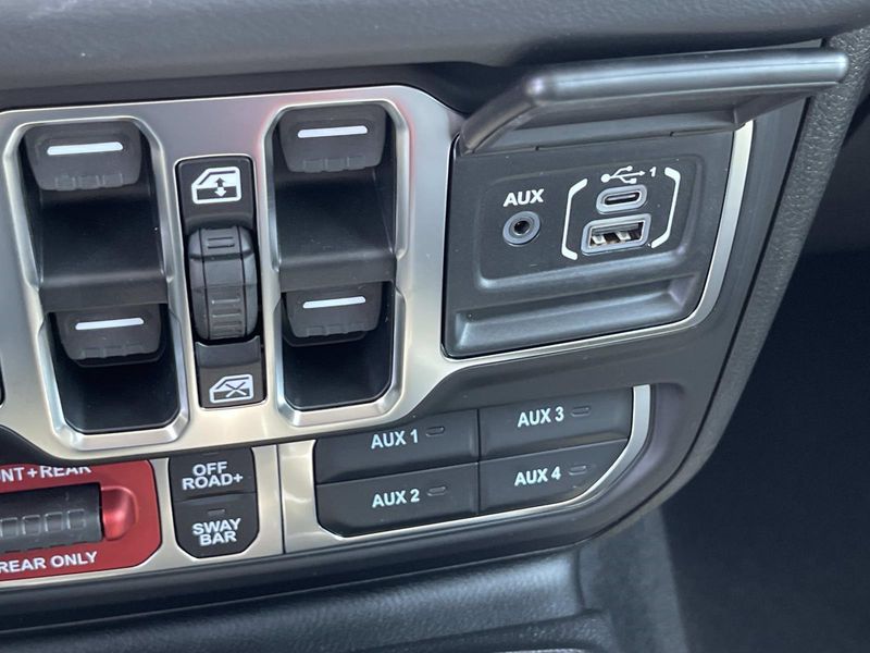 New 2026 Jeep Wrangler 4-door Rubicon