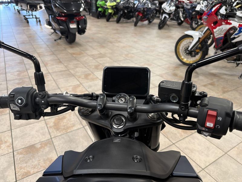 New 2026 Honda CB750 HORNET E-CLUTCH Image 23