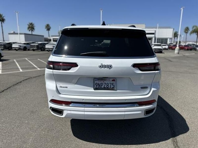 Used 2024 Jeep Grand Cherokee L OverlandImage 4