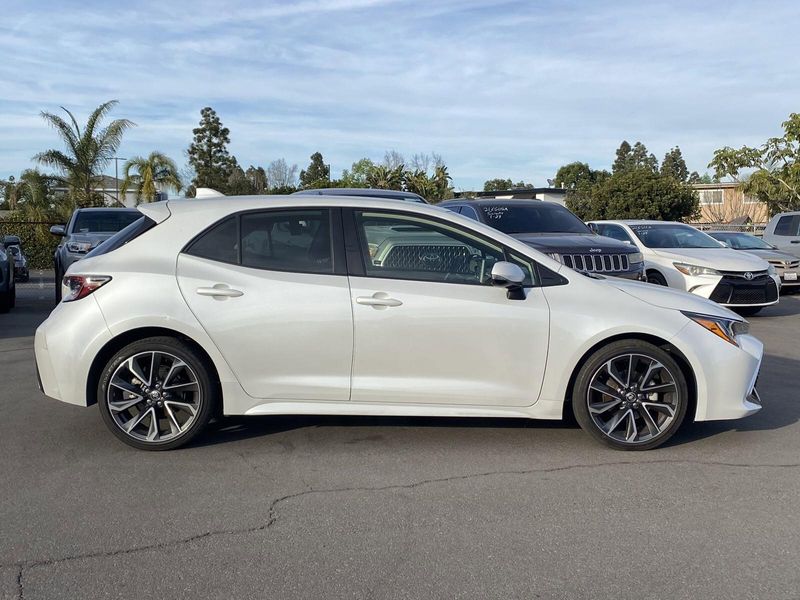 2022 Toyota Corolla Hatchback XSEImage 2