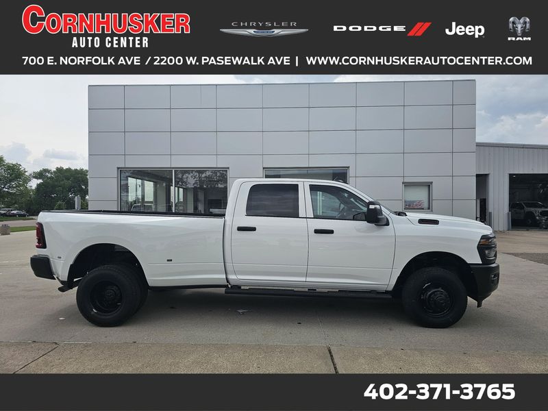 2025 RAM 3500 TradesmanImage 1