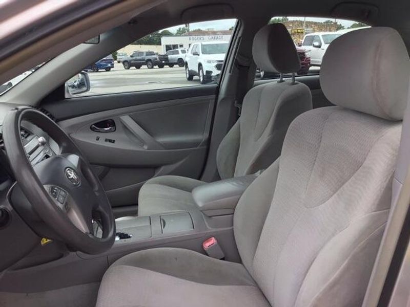 2011 Toyota Camry LEImage 16