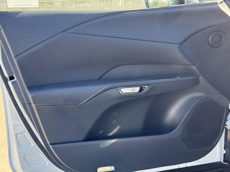 Used 2026 Lexus RX 450h+ PremiumImage 19