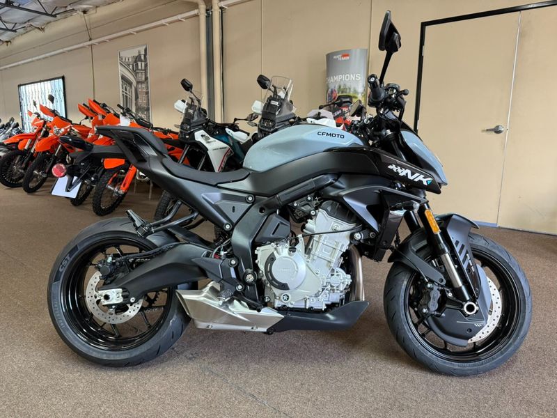 New 2026 CFMOTO 675NK Image 13