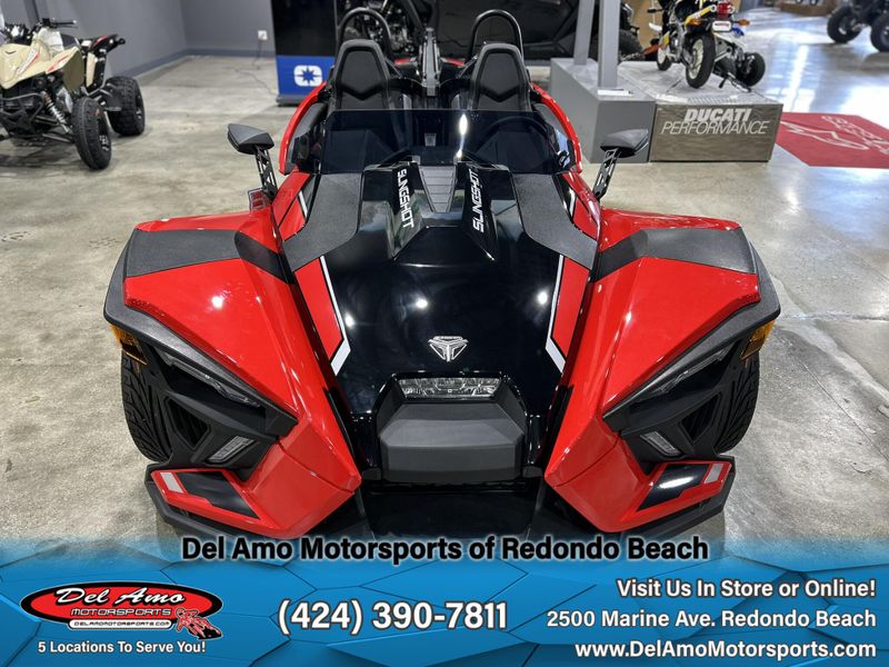 2024 Polaris SLINGSHOT SLR AUTODRIVEImage 3