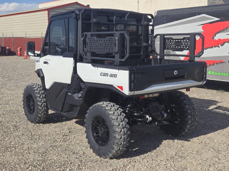 New 2027 Can-Am DEFENDER XU LTD HD11 Image 8