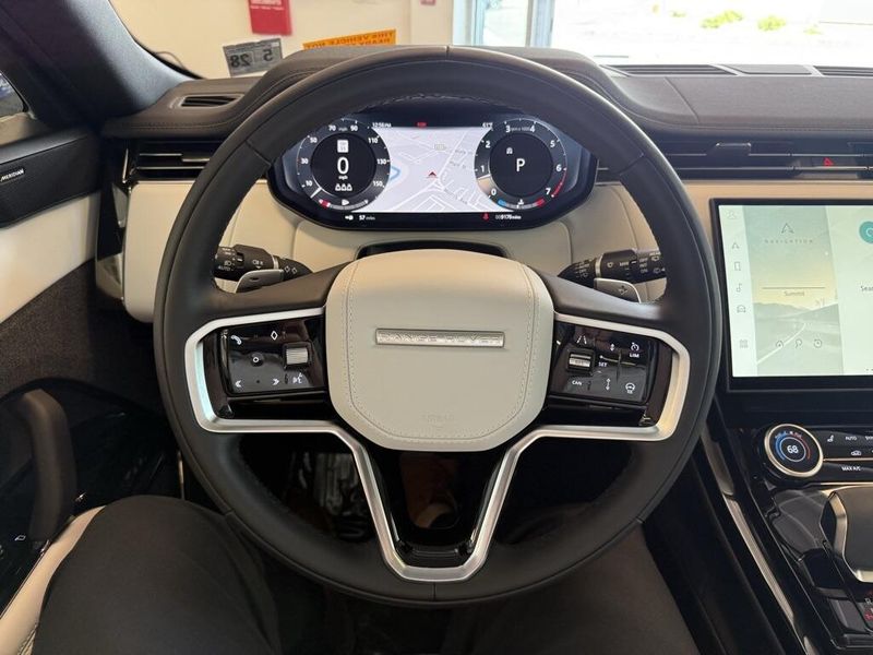 2023 Land Rover Range Rover Sport SE