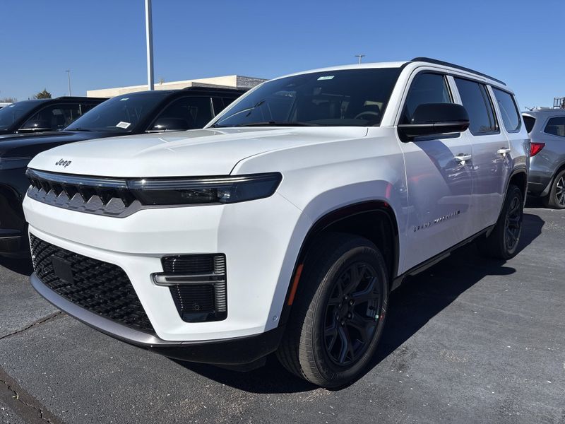 2026 Jeep Grand Wagoneer Limited Altitude 4x4Image 1