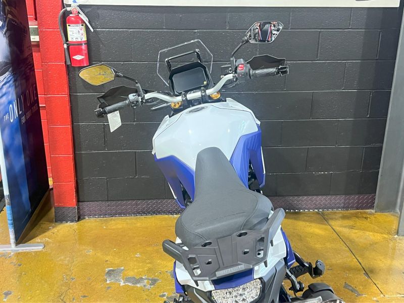 New 2025 Suzuki V-STROM 800DE ADVENTURE Image 16