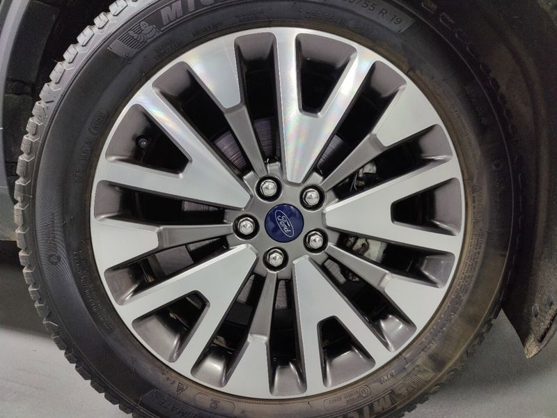 2020 Ford Escape Titanium AWD w/Premium PkgImage 33