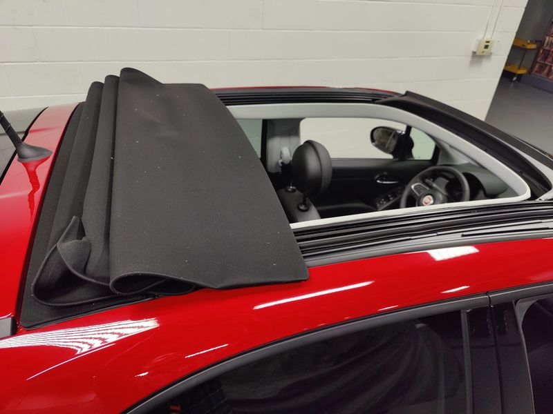 Used 2023 Fiat 500X Pop AWD w/Al Fresco ConvertibleImage 7