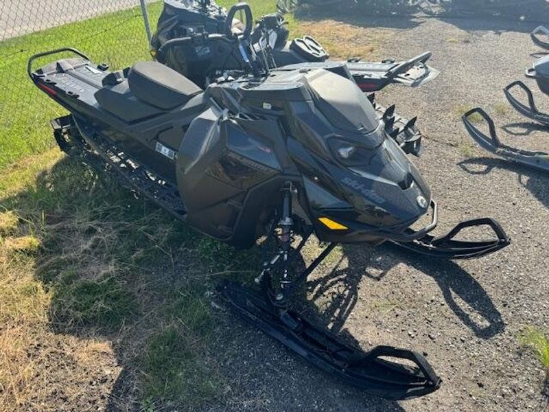 2026 Ski-Doo SUM ADR EDG 850 ETEC TR 154 3 SHOT