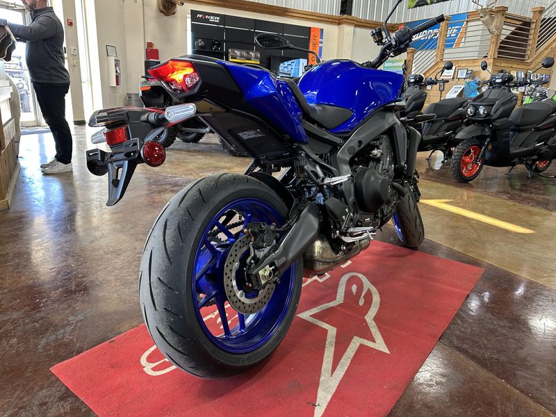 2024 YAMAHA MT09 TEAM BLUE in a TEAM YAMAHA BLUE exterior color. Family PowerSports (877) 886-1997 familypowersports.com 