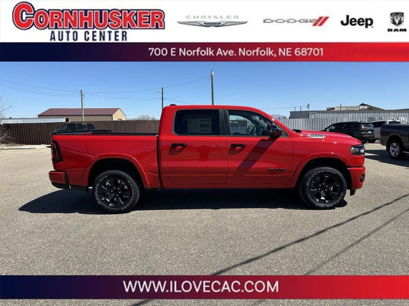 2025 RAM 1500 Big Horn Crew Cab 4x4 5