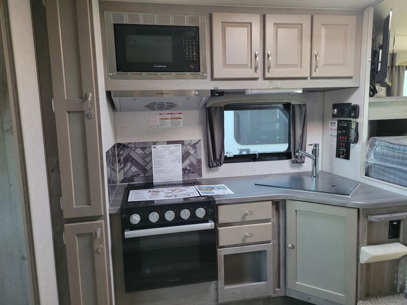 New 2026 NORTHWOOD MFG ARCTIC FOX 990 Image 8