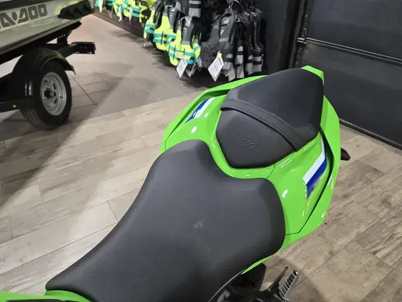 NEW 2026 KAWASAKI NINJA ZX10R ABS Image 9
