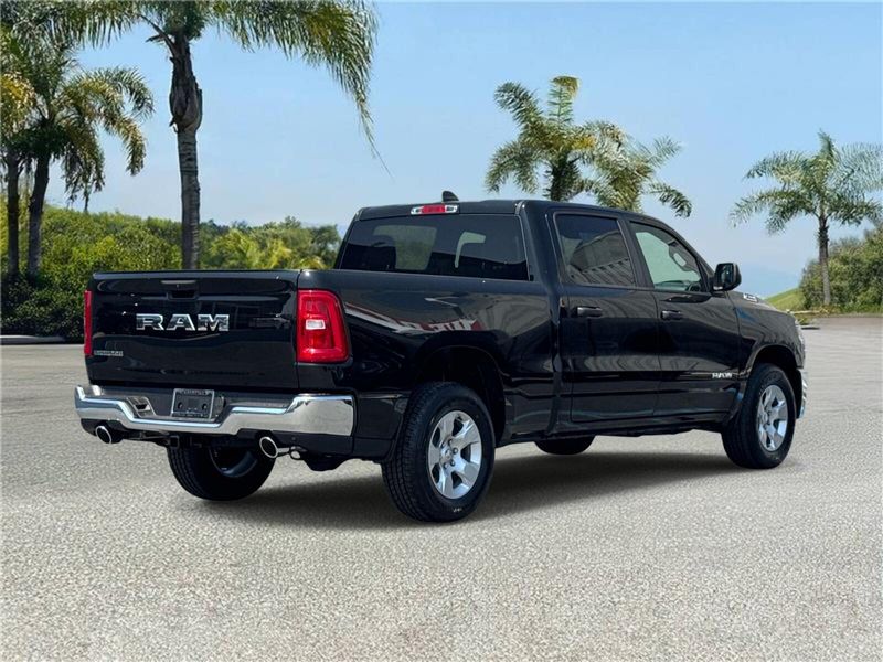 New 2026 RAM 1500 Big Horn Crew Cab 4x2 6'4' Box
