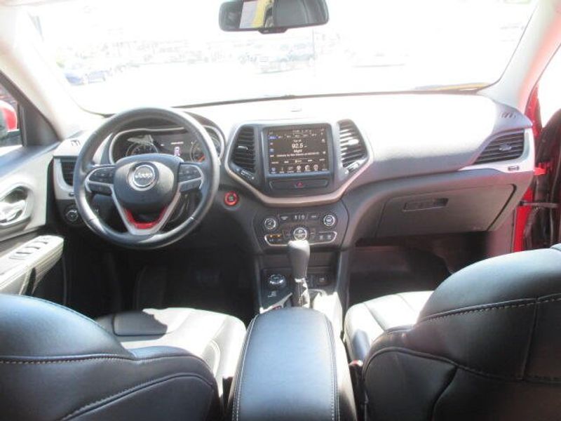 Used 2015 Jeep Cherokee LimitedImage 30