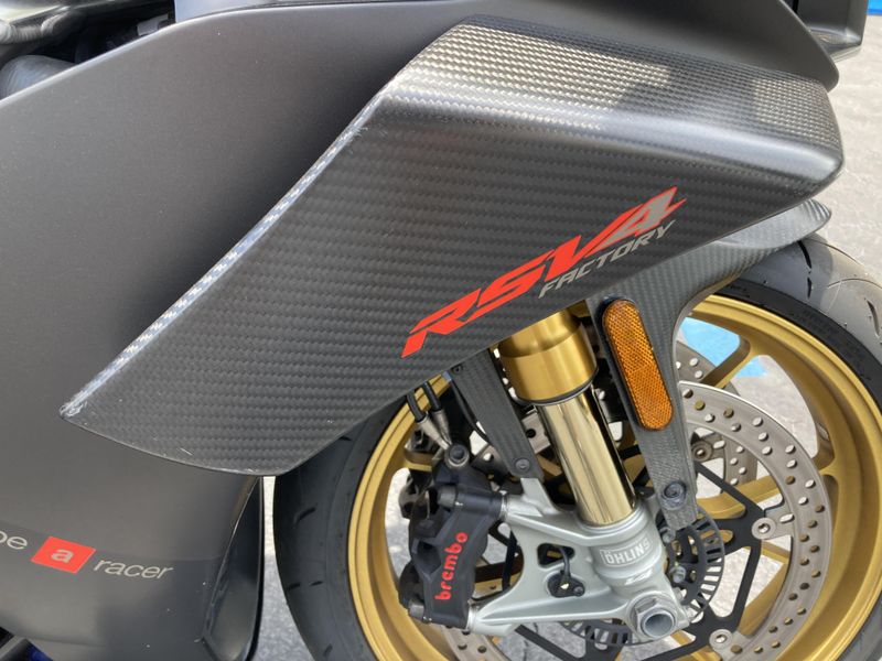 2019 Aprilia RSV4 1100 Factory 