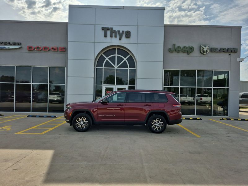 New 2025 Jeep Grand Cherokee L Limited 4x4Image 43
