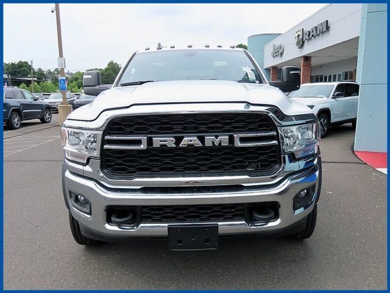 2024 RAM 5500 Chassis Cab TradesmanImage 3