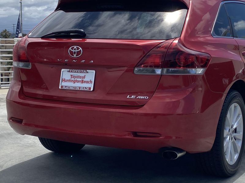 2013 Toyota Venza LEImage 5