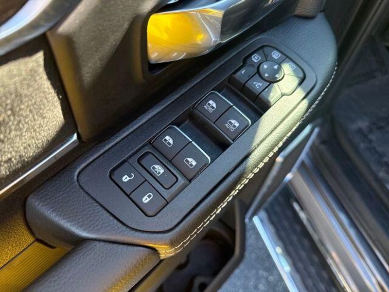 2026 RAM 2500 Laramie Crew Cab 4x2 6'4' Box