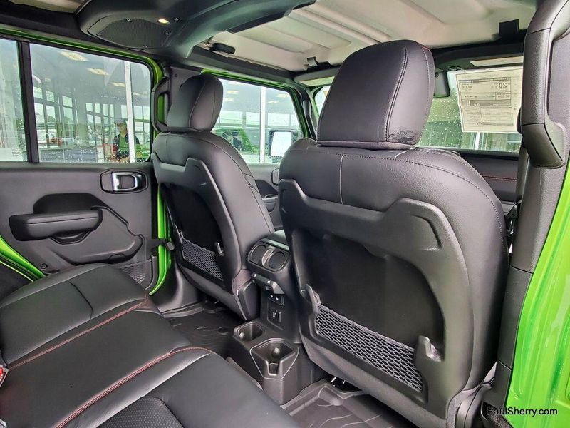 New 2025 Jeep Wrangler 4-door RubiconImage 44