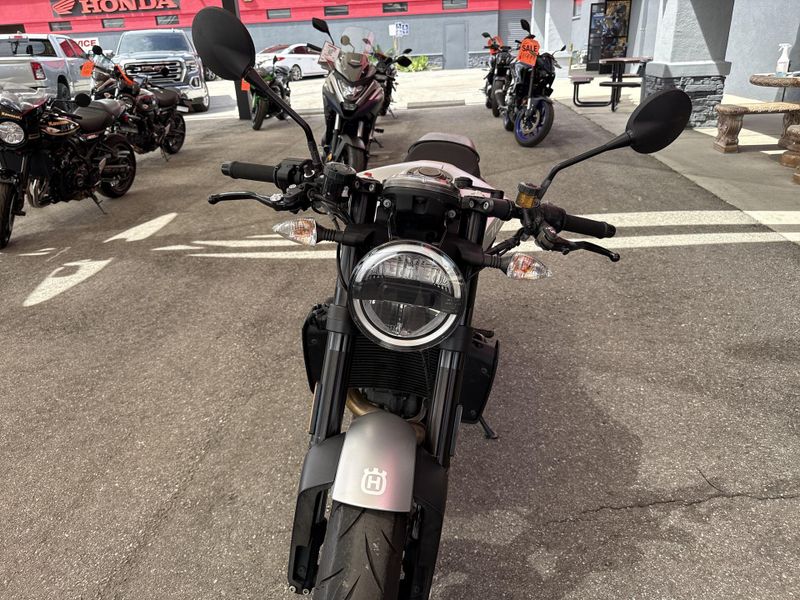 Used 2019 Husqvarna VITPILEN 701 Image 15