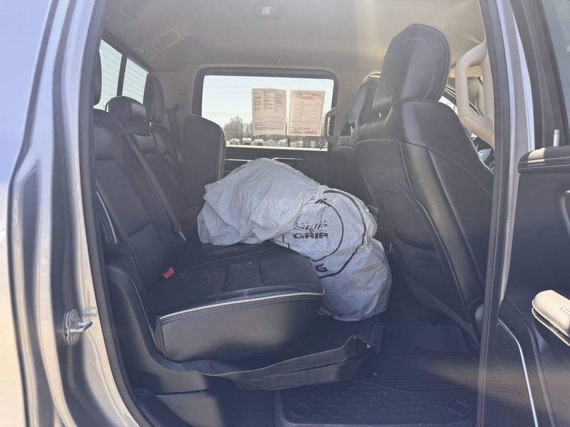 2021 RAM 1500 LaramieImage 14