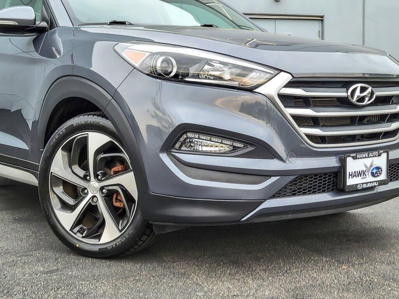 2017 Hyundai Tucson Sport photo 2