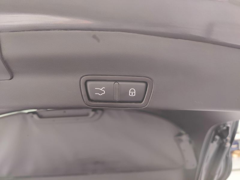 2024 Alfa Romeo Stelvio Q4 AWD w/Sunroof/NavImage 16