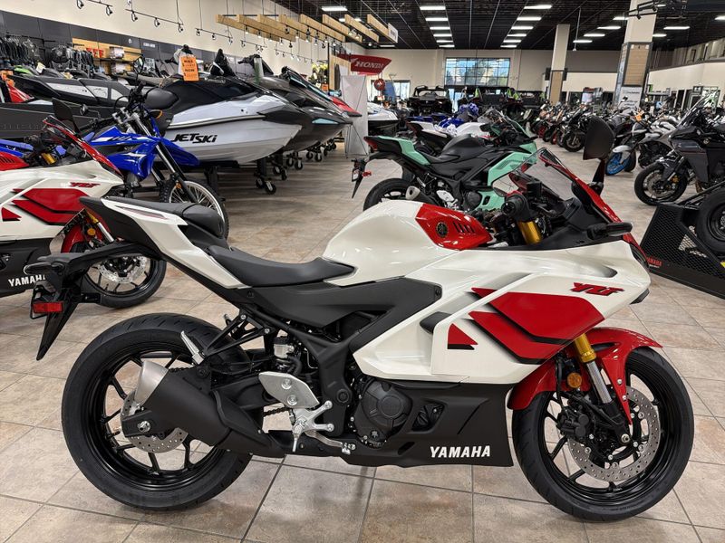 New 2026 Yamaha YZF-R3 ABS CA 70TH ANNIVERSARY EDITION Image 18