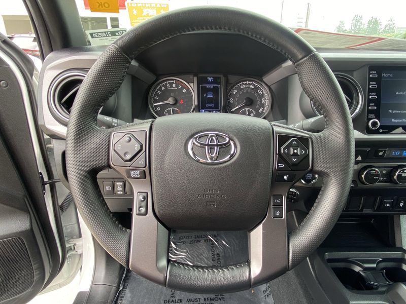Used 2022 Toyota Tacoma TRD SportImage 25