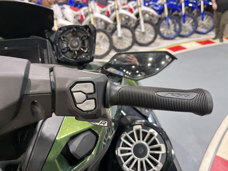 New 2025 Kawasaki JET SKI ULTRA 160LX Image 20