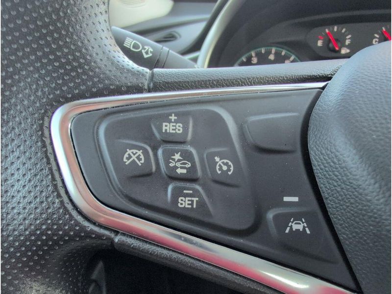 Used 2024 Chevrolet Malibu LTImage 24