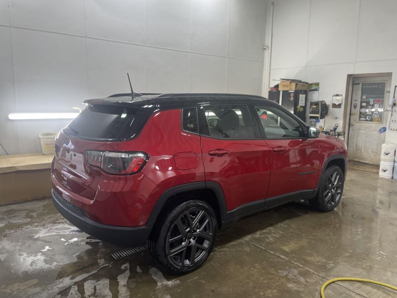 2026 Jeep Compass Limited photo 4