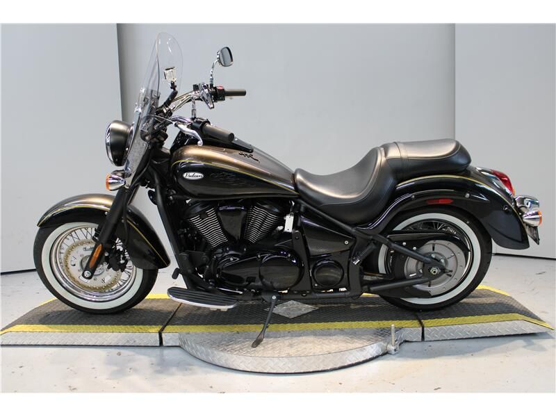 2023 Kawasaki VULCAN CLASSIC Image 2