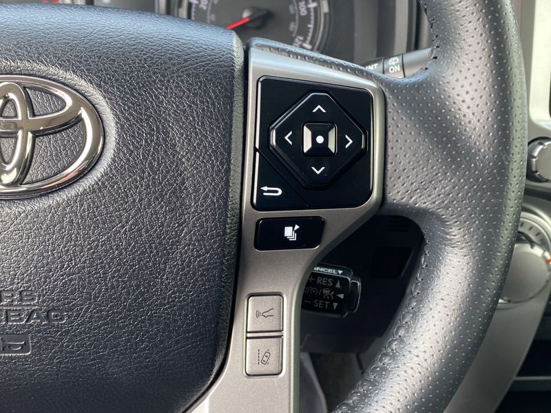 2022 Toyota 4Runner SR5 PremiumImage 31