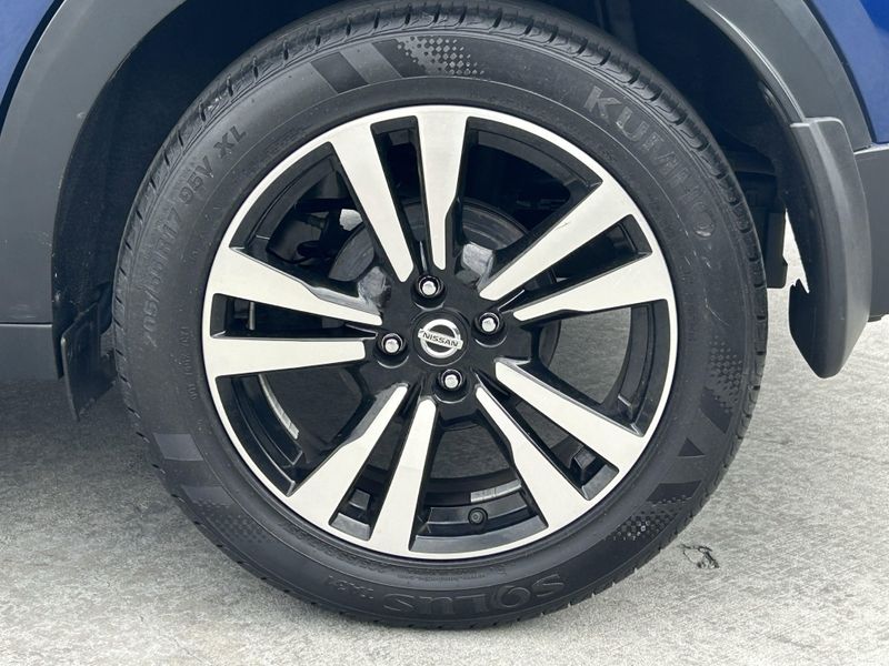 2018 Nissan Kicks SVImage 8