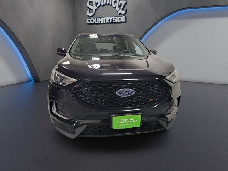 Used 2020 Ford Edge ST AWDImage 2