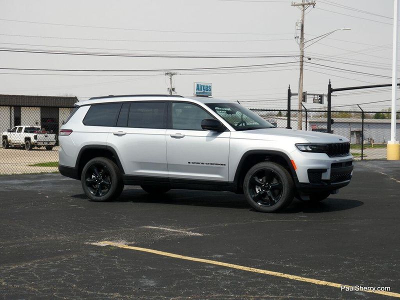 2025 Jeep Grand Cherokee L Altitude X 4x4Image 56