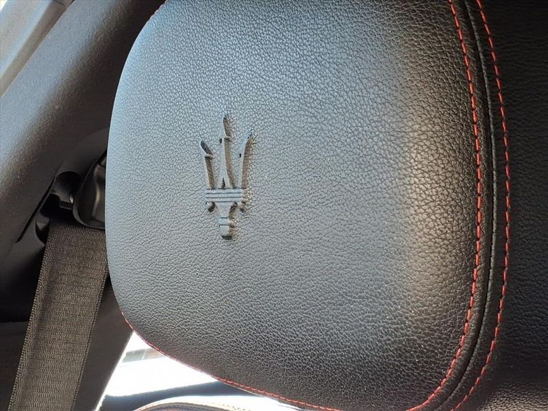 Used 2018 Maserati Ghibli Image 24
