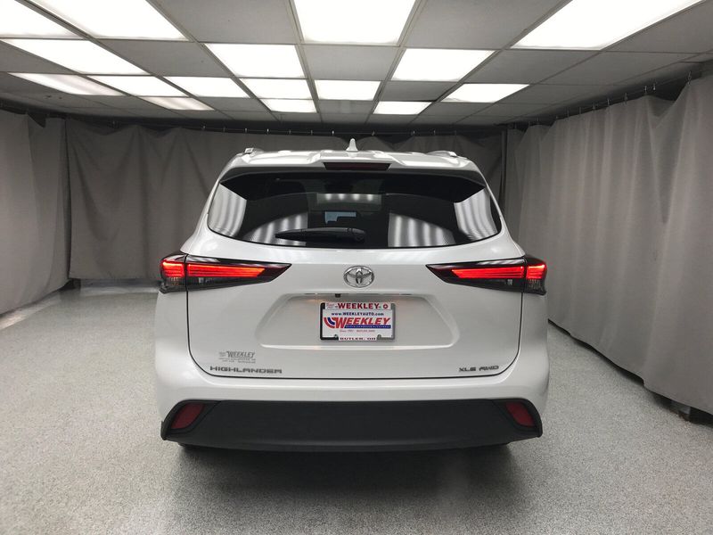 2024 Toyota Highlander XLEImage 15