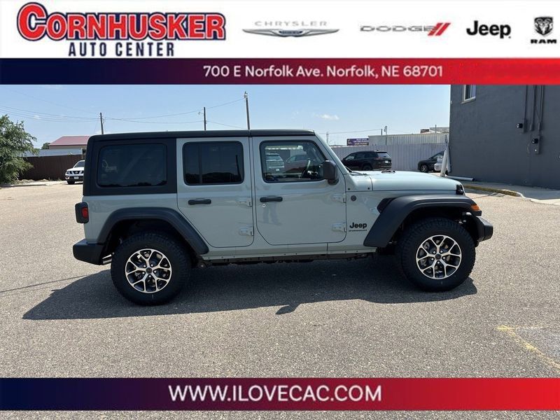 2024 Jeep Wrangler 4-door Sport SImage 1